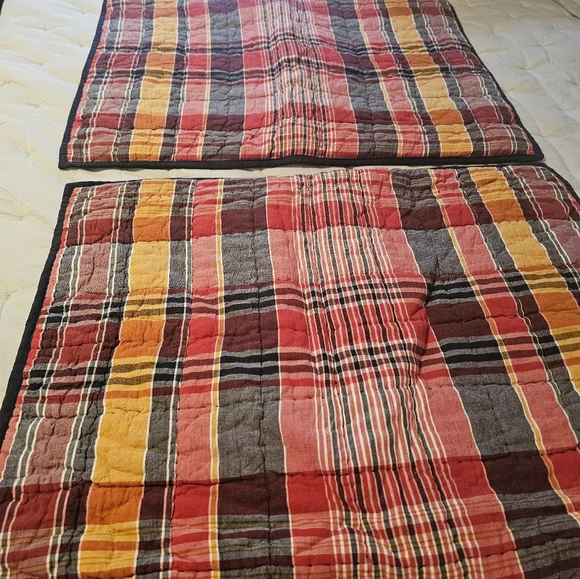 Pottery Barn Plaid Quilt Queen Size With 2 Matching Shams - Picture 7 of 7